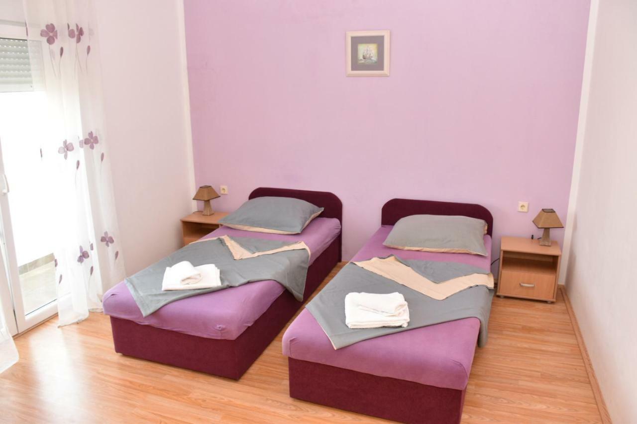 Apartments Piccolo Piaccere Razanac Exterior photo